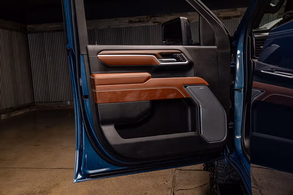 2026 GMC Sierra 3500HD Denali Ultimate Crew Cab Image 34