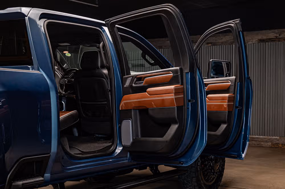 2026 GMC Sierra 3500HD Denali Ultimate Crew Cab Image 35
