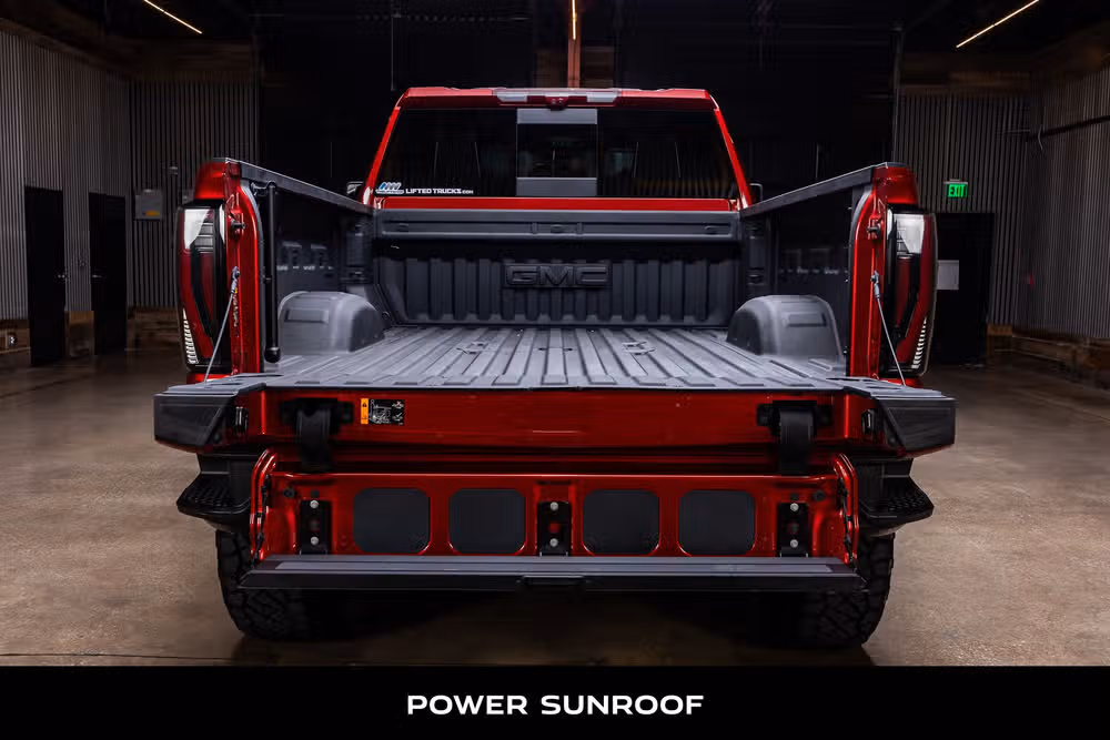 2025 GMC Sierra 2500HD AT4X Crew Cab Image 9