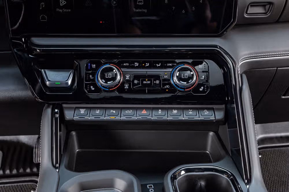 2025 GMC Sierra 2500HD AT4X Crew Cab Image 27