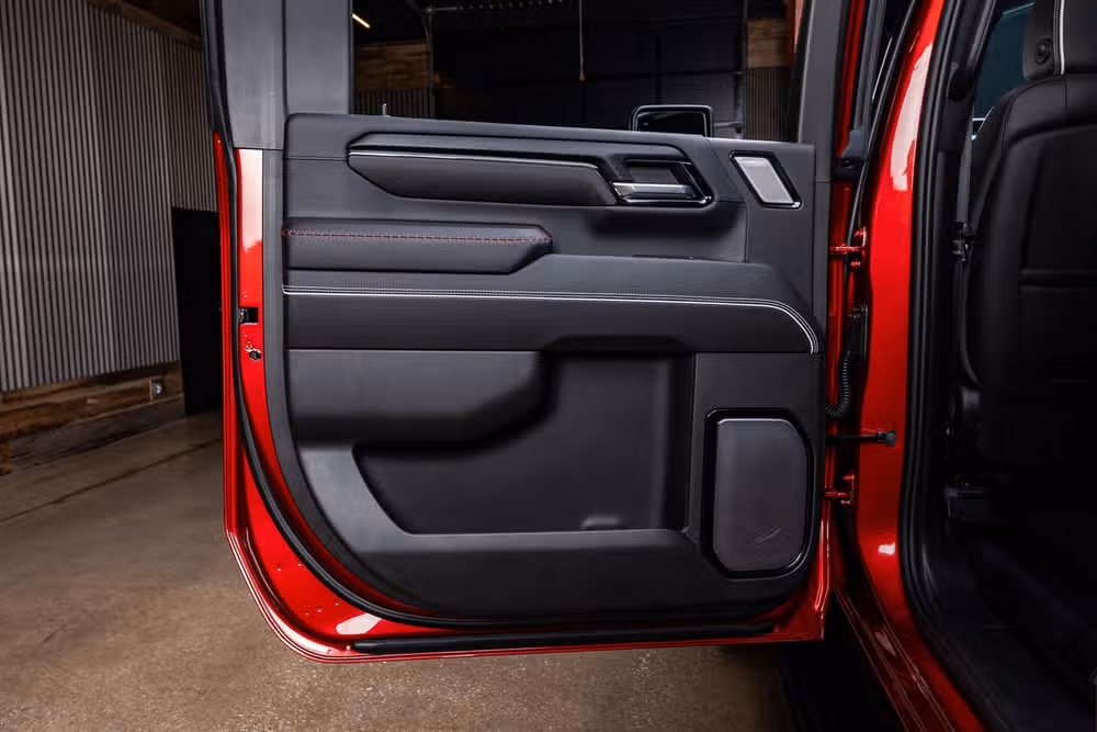 2025 GMC Sierra 2500HD AT4X Crew Cab Image 39