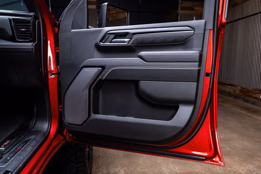 2025 GMC Sierra 2500HD AT4X Crew Cab Image 38