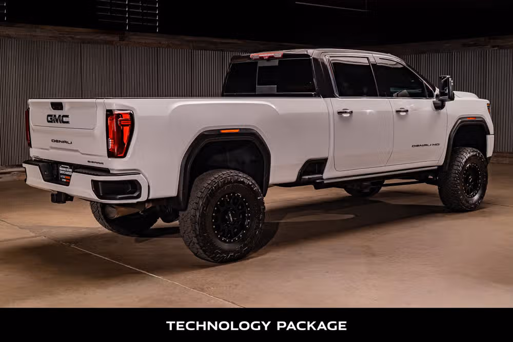 2021 GMC Sierra 3500HD Denali Crew Cab Image 9