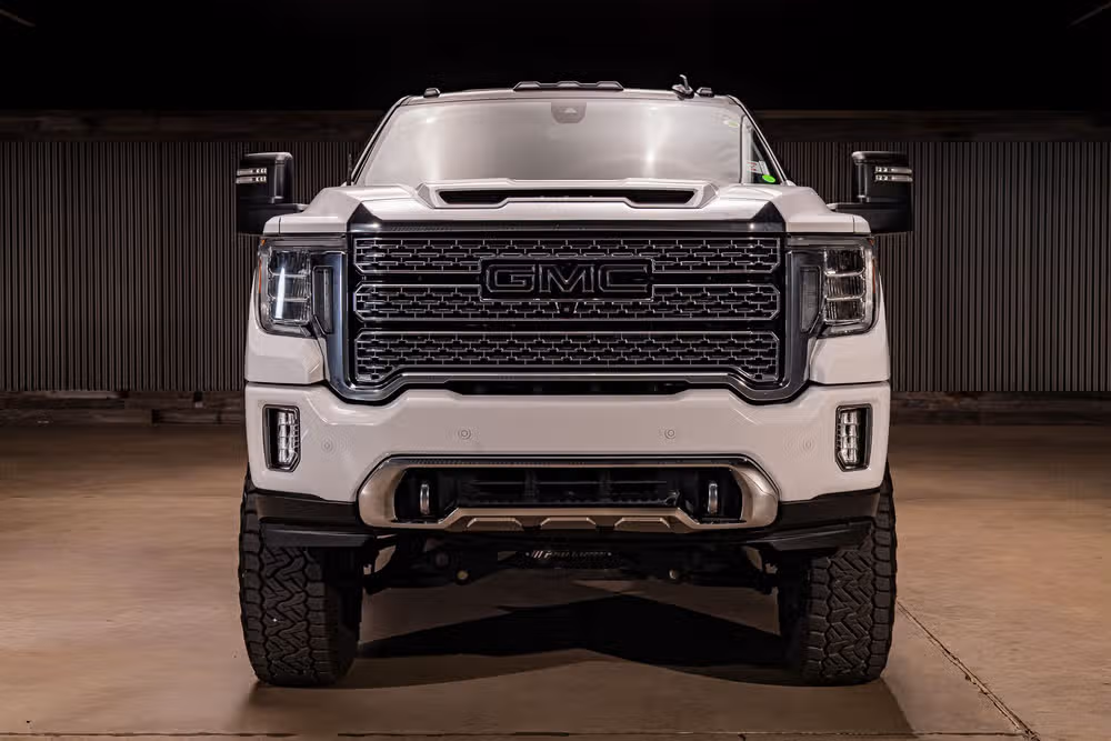2021 GMC Sierra 3500HD Denali Crew Cab Image 2