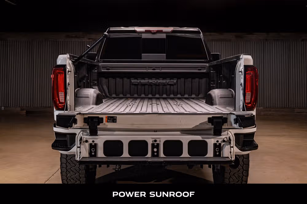 2021 GMC Sierra 3500HD Denali Crew Cab Image 8