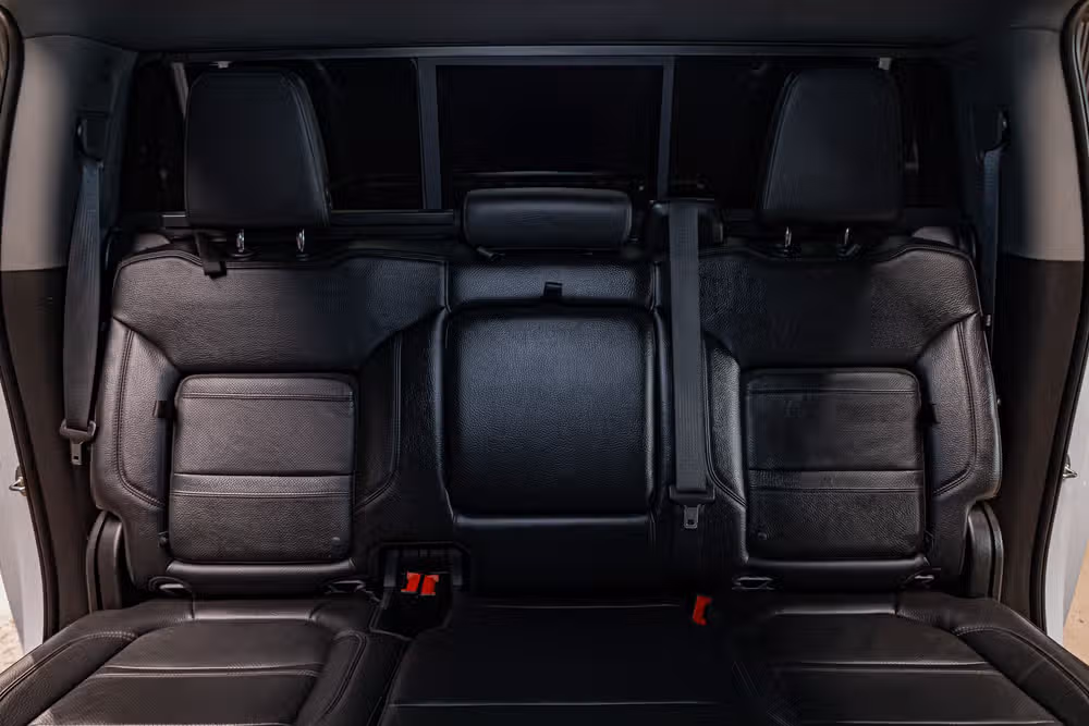 2021 GMC Sierra 3500HD Denali Crew Cab Image 24