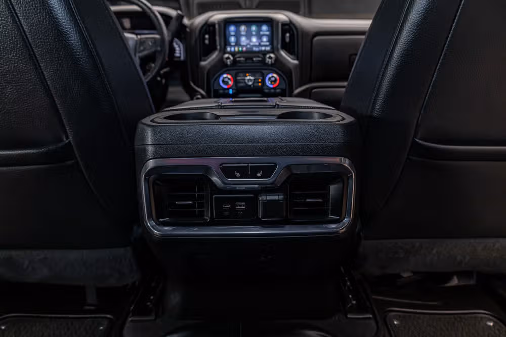 2021 GMC Sierra 3500HD Denali Crew Cab Image 23