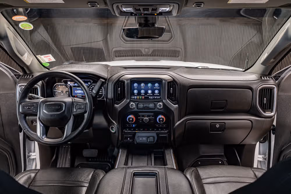 2021 GMC Sierra 3500HD Denali Crew Cab Image 14