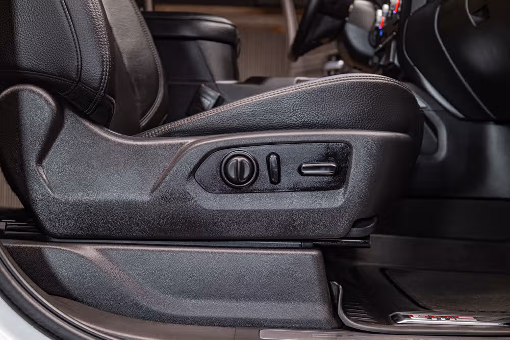 2021 GMC Sierra 3500HD Denali Crew Cab Image 27