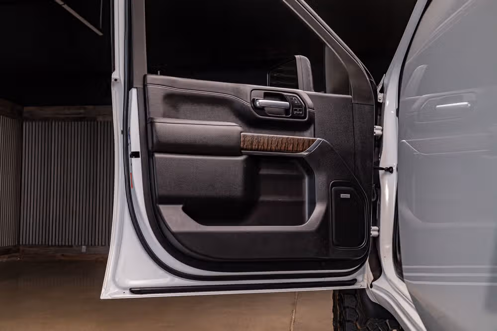 2021 GMC Sierra 3500HD Denali Crew Cab Image 29