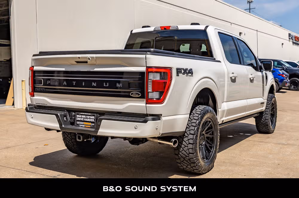 2022 Ford F-150 Platinum SuperCrew Image 10
