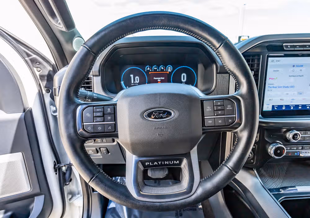 2022 Ford F-150 Platinum SuperCrew Image 19