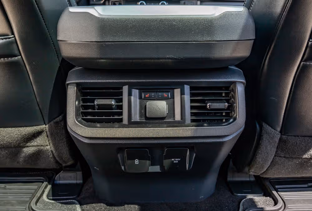 2022 Ford F-150 Platinum SuperCrew Image 34