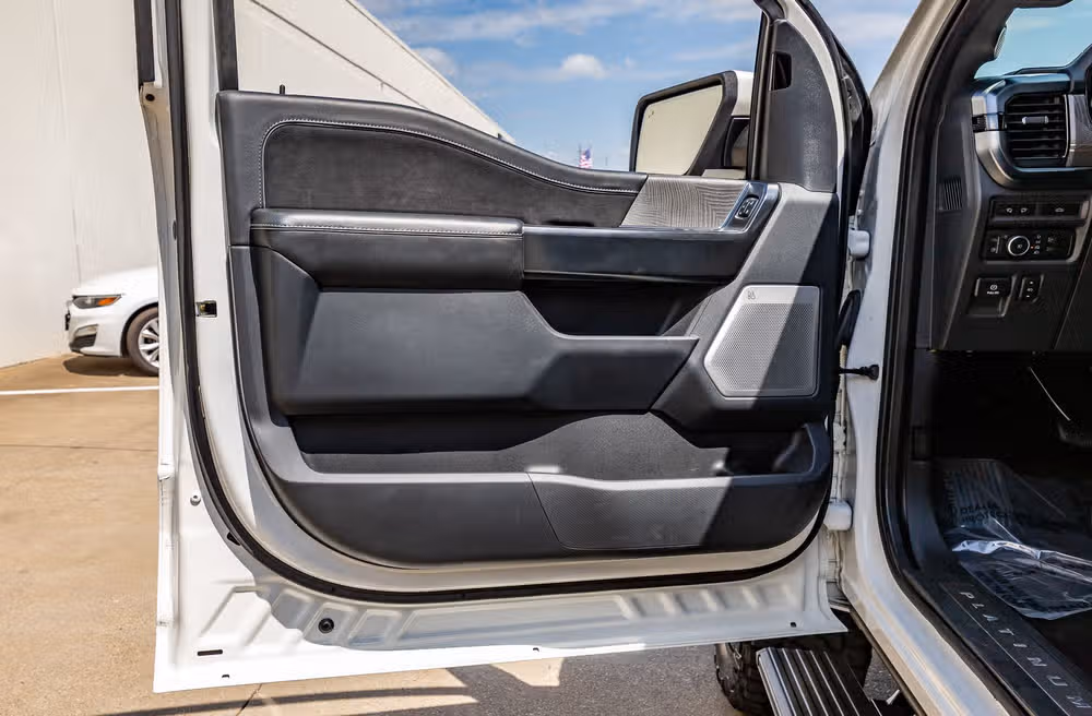 2022 Ford F-150 Platinum SuperCrew Image 37