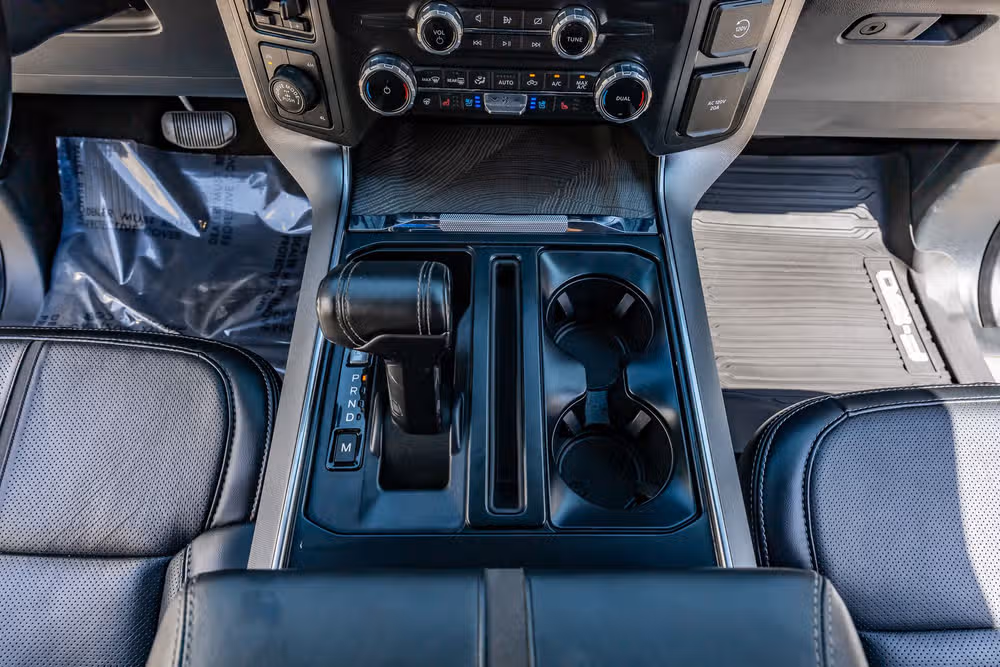 2022 Ford F-150 Platinum SuperCrew Image 28