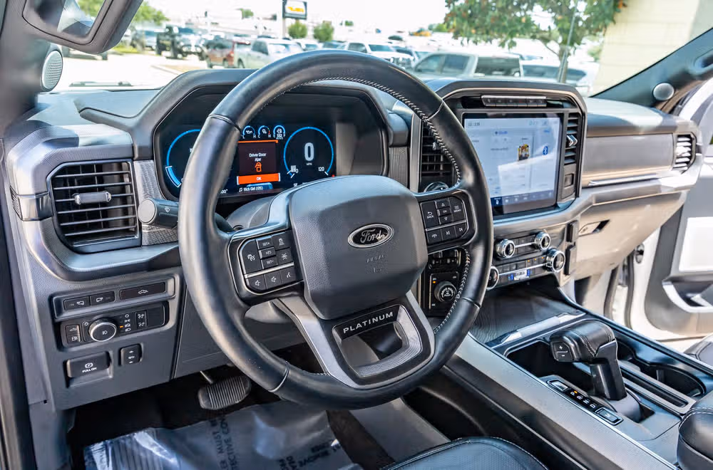 2022 Ford F-150 Platinum SuperCrew Image 17
