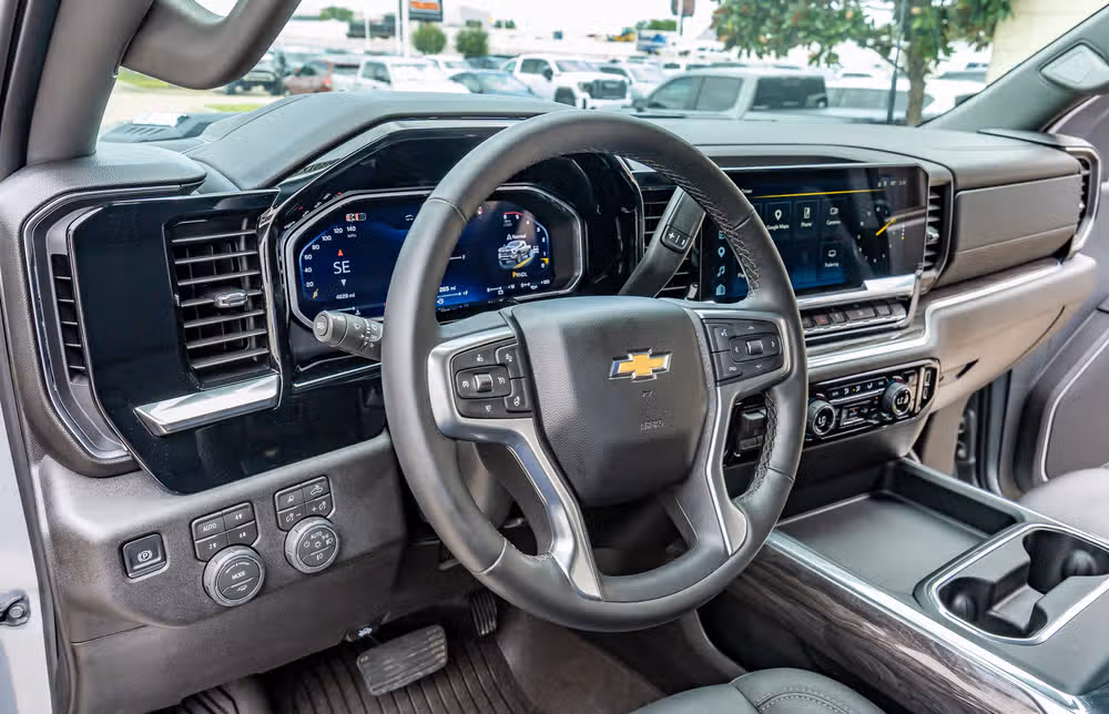 2026 Chevrolet Silverado 3500HD LTZ Crew Cab Image 17