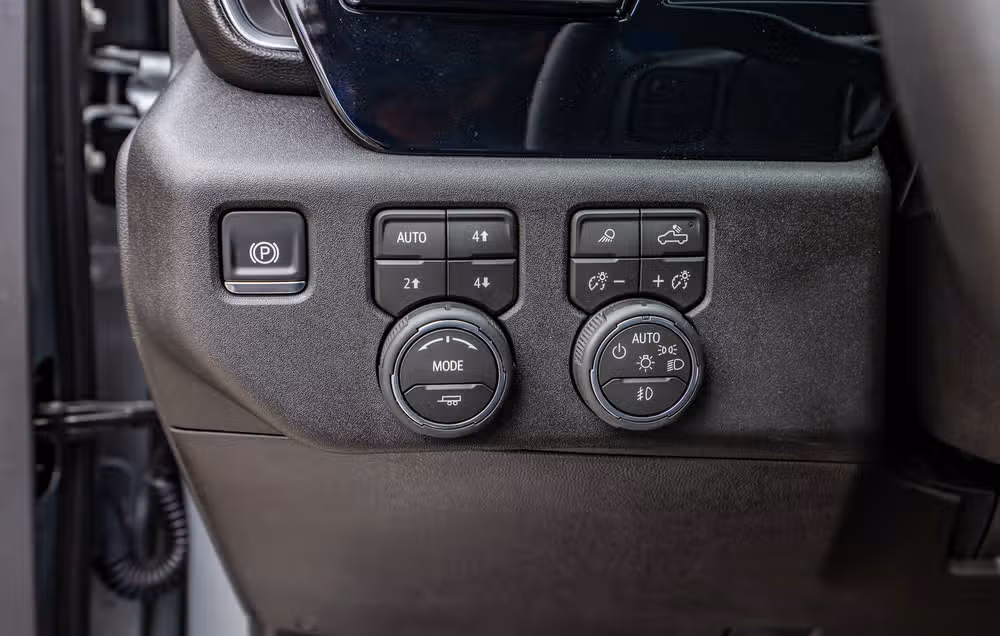 2026 Chevrolet Silverado 3500HD LTZ Crew Cab Image 22