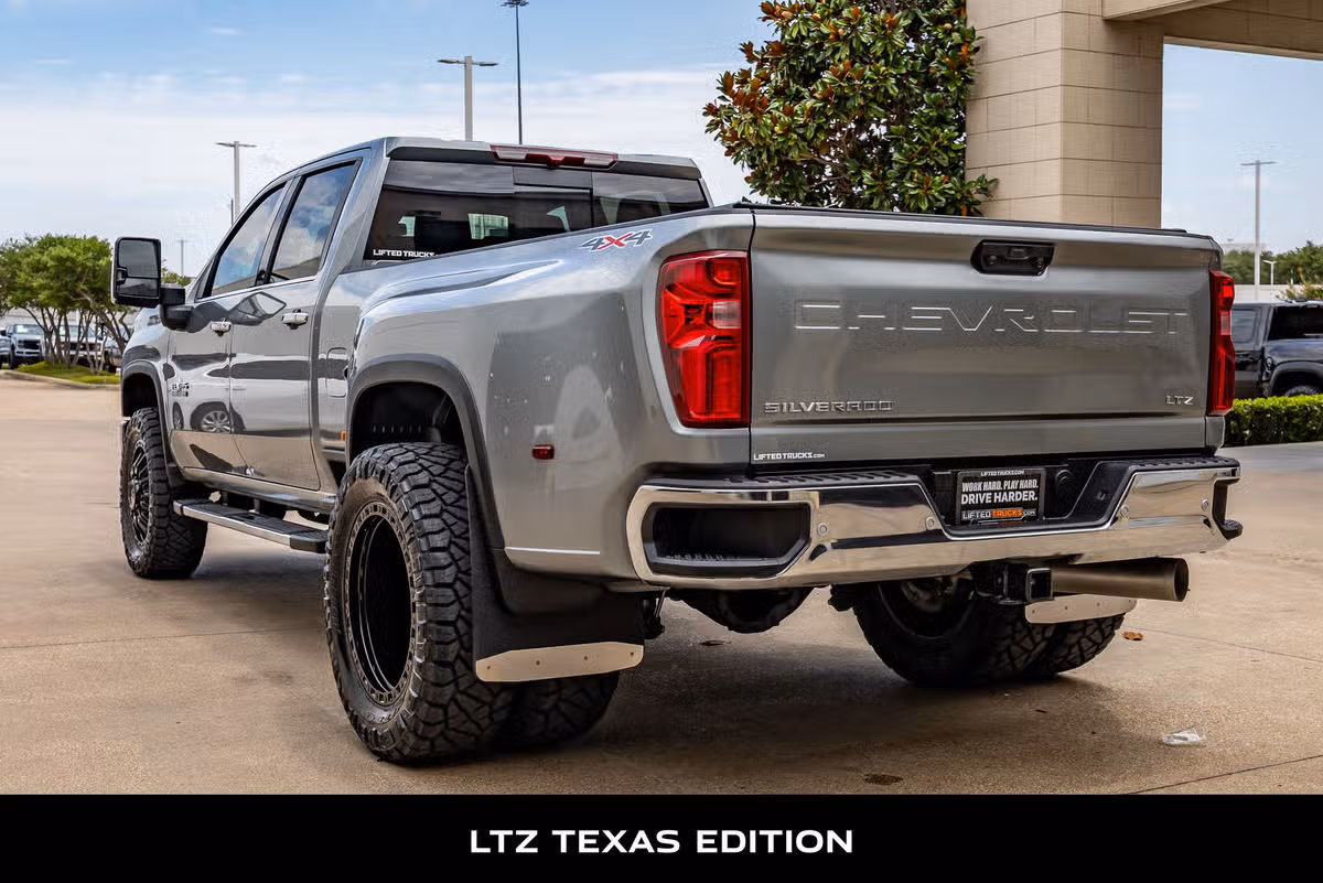 2026 Chevrolet Silverado 3500HD LTZ Crew Cab