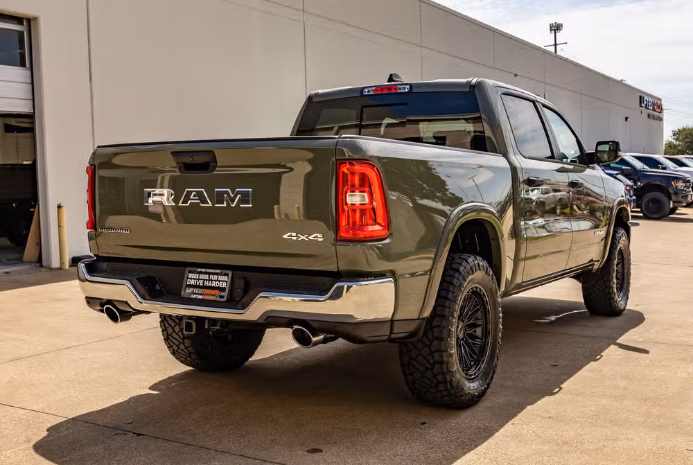 2026 Ram 1500 Big Horn Crew Cab Image 10