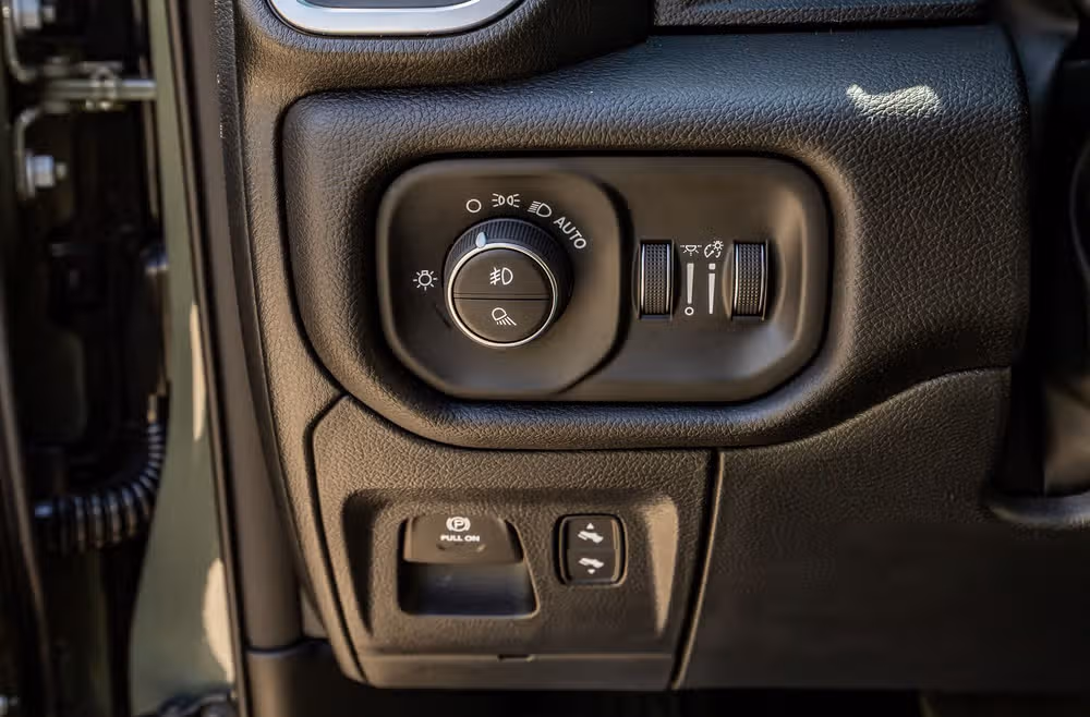 2026 Ram 1500 Big Horn Crew Cab Image 21