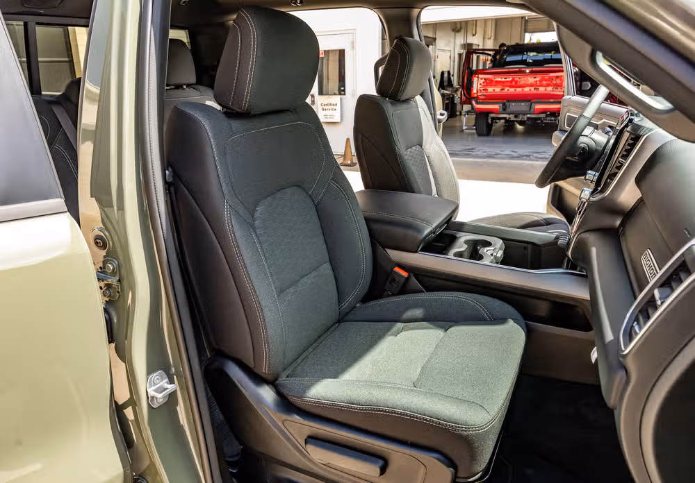 2026 Ram 1500 Big Horn Crew Cab Image 31