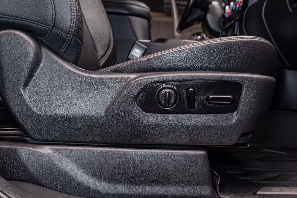 2020 GMC Sierra 2500HD Denali Crew Cab Image 30