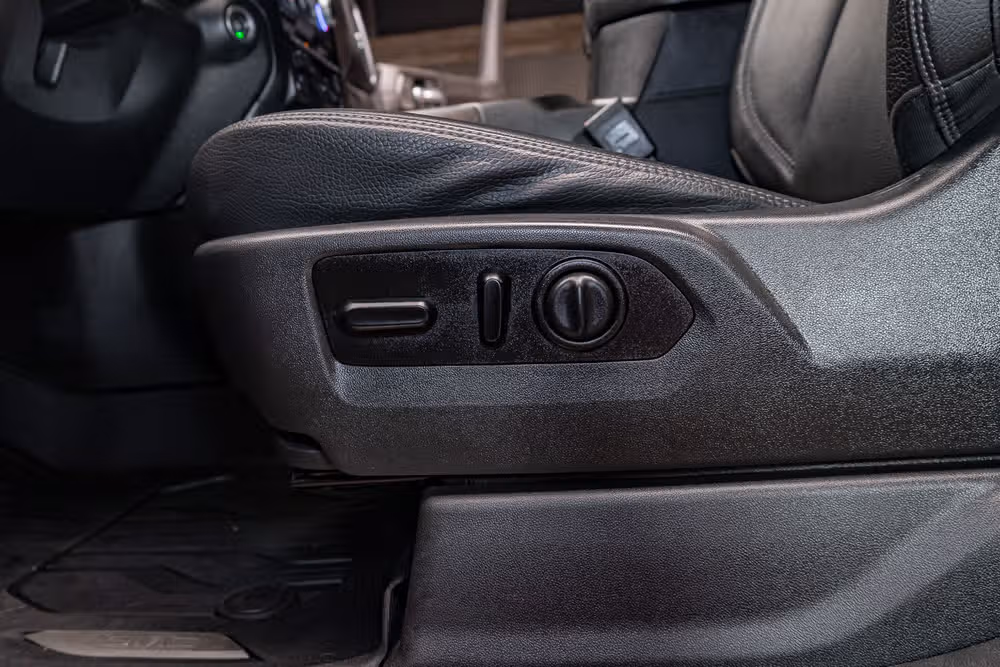 2020 GMC Sierra 2500HD Denali Crew Cab Image 24