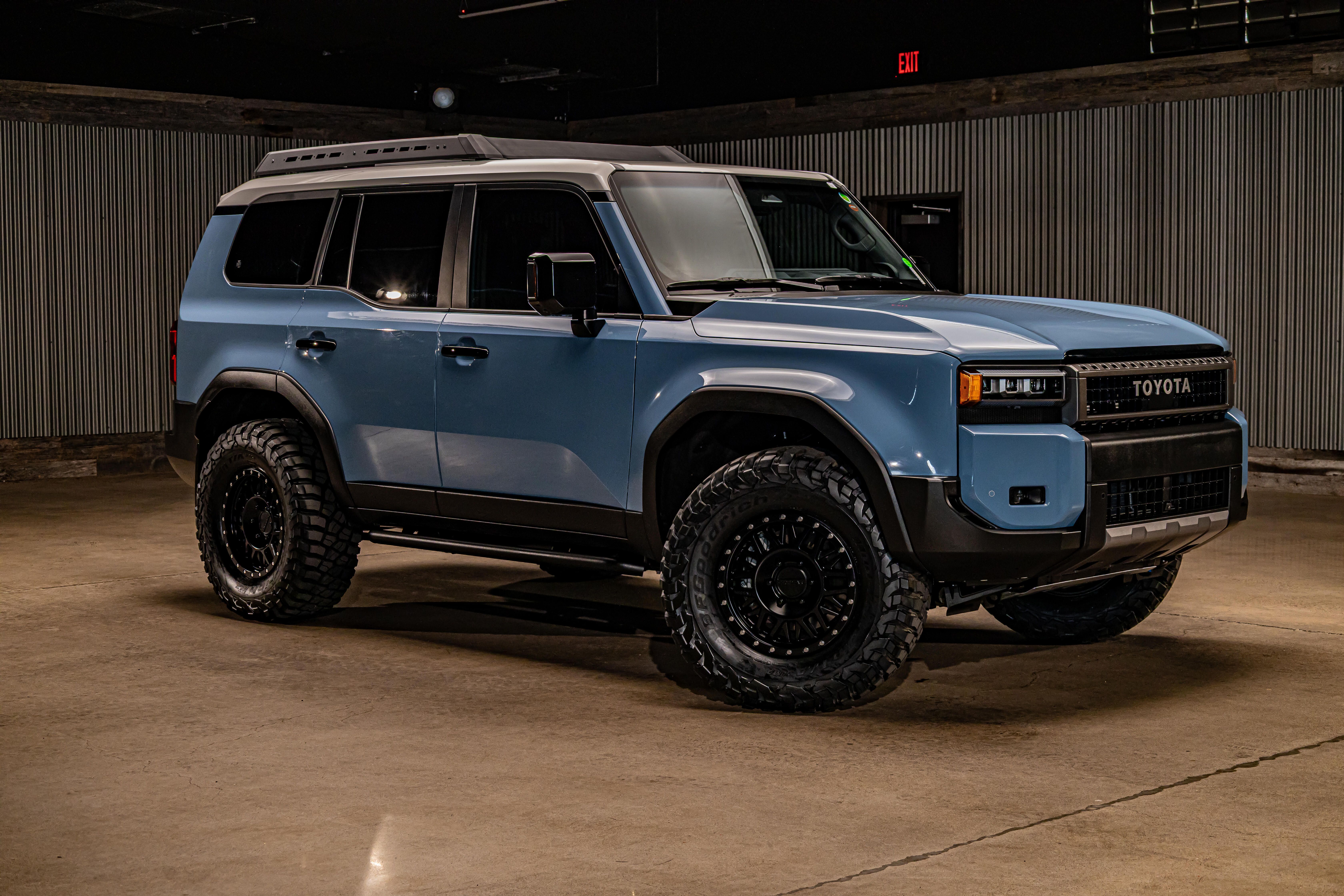 Heritage Blue w/Grayscape Roof 2026 Toyota Land Cruiser SUV / Crossover Four-Wheel Drive Automatic