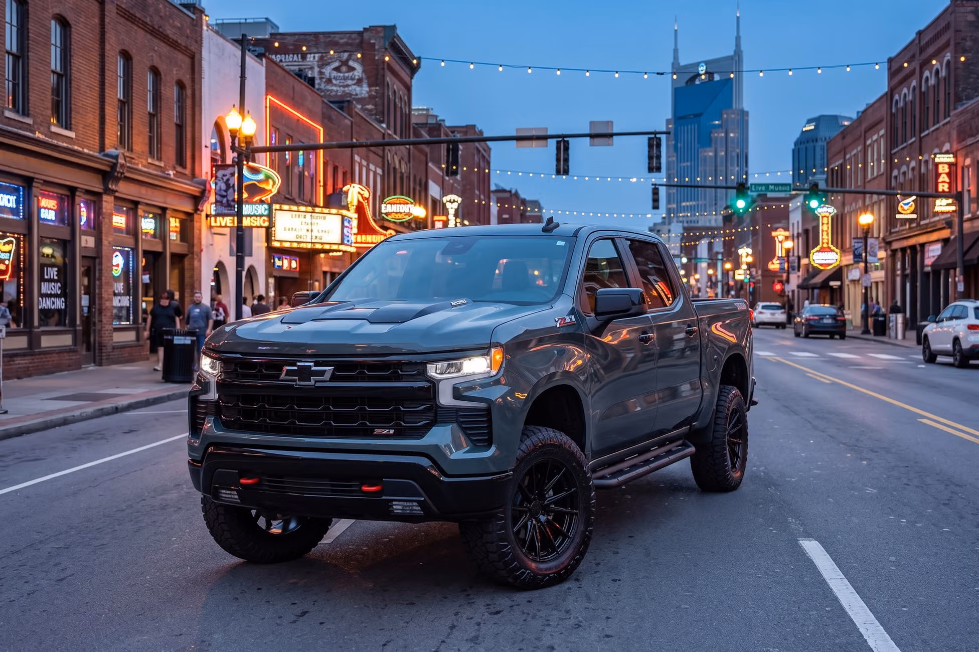 2025 Chevrolet Silverado 1500 LT Trail Boss Crew Cab Image 44