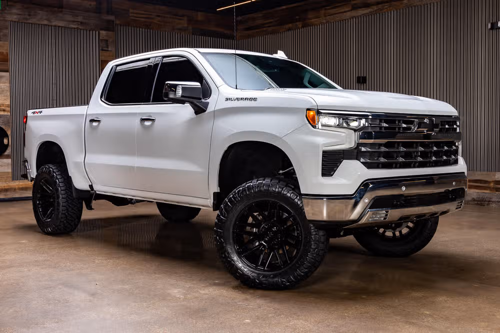 TX10360 - 2025 Chevrolet Silverado 1500 LTZ Crew Cab
