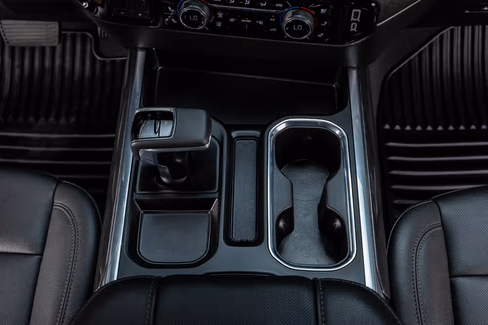 2025 Chevrolet Silverado 1500 LTZ Crew Cab Image 27