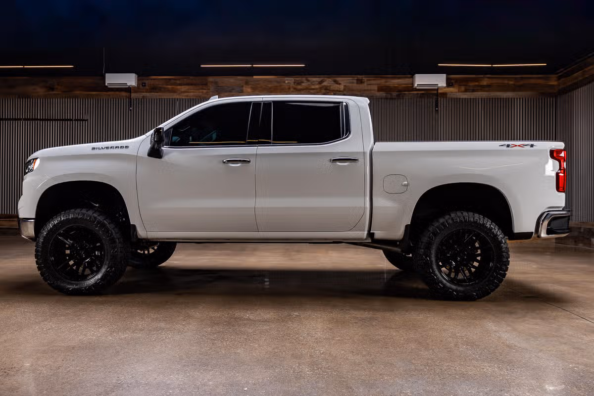 2025 Chevrolet Silverado 1500 LTZ Crew Cab