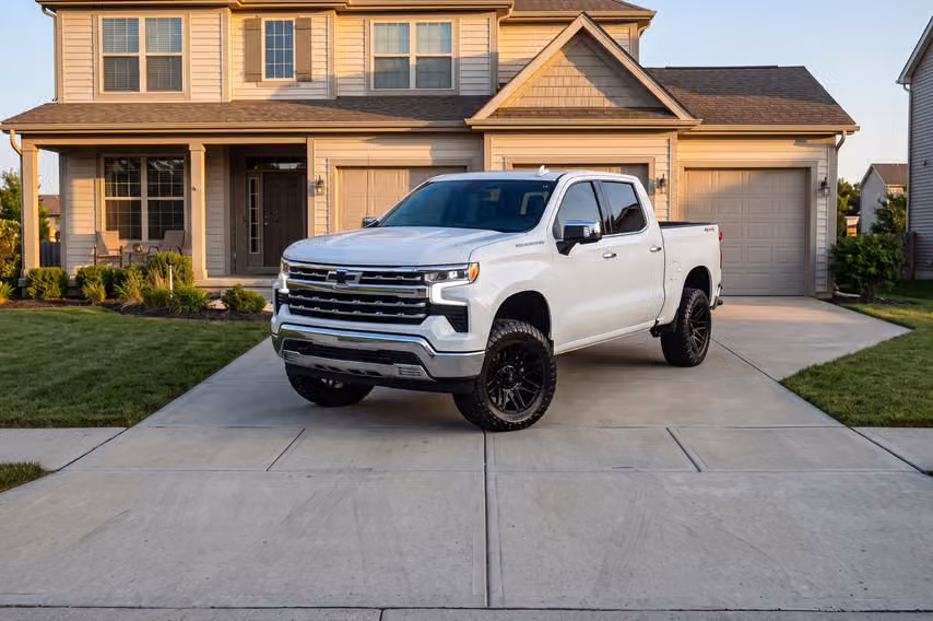 2025 Chevrolet Silverado 1500 LTZ Crew Cab Image 42