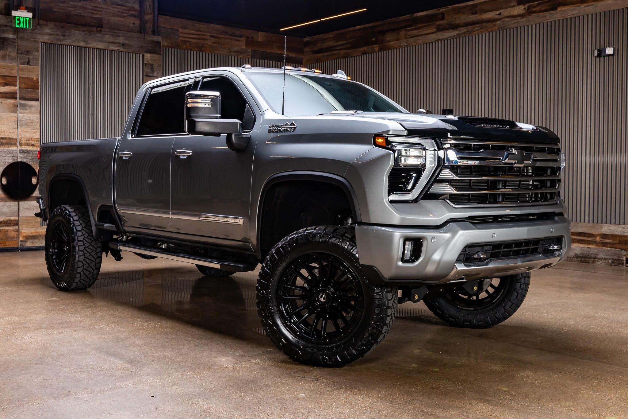 Sterling Gray Metallic 2024 Chevrolet Silverado 2500HD Pickup Truck Four-Wheel Drive Automatic