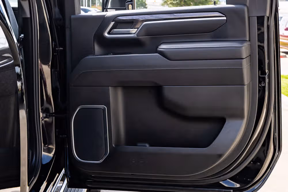 2025 Chevrolet Silverado 3500HD LTZ Crew Cab Image 40