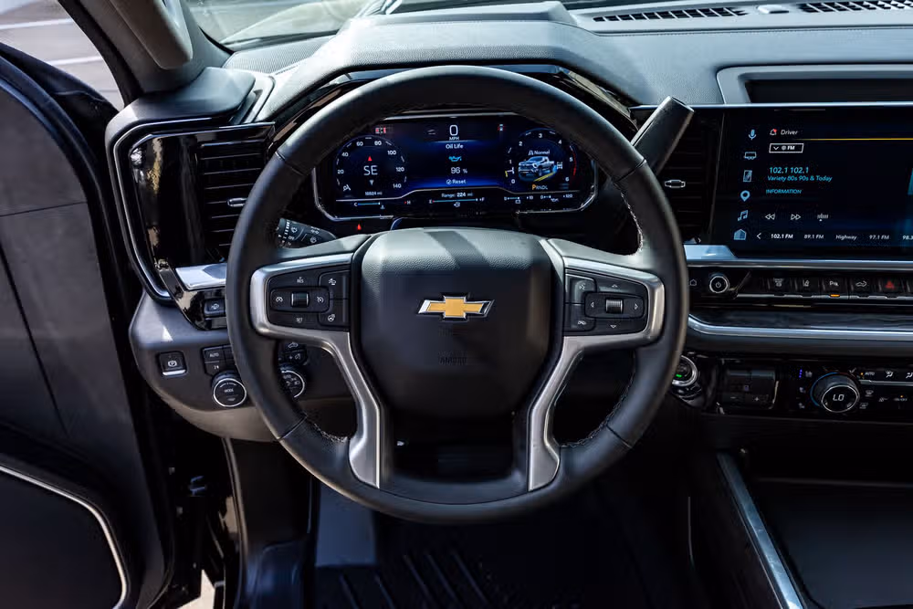 2025 Chevrolet Silverado 3500HD LTZ Crew Cab Image 19