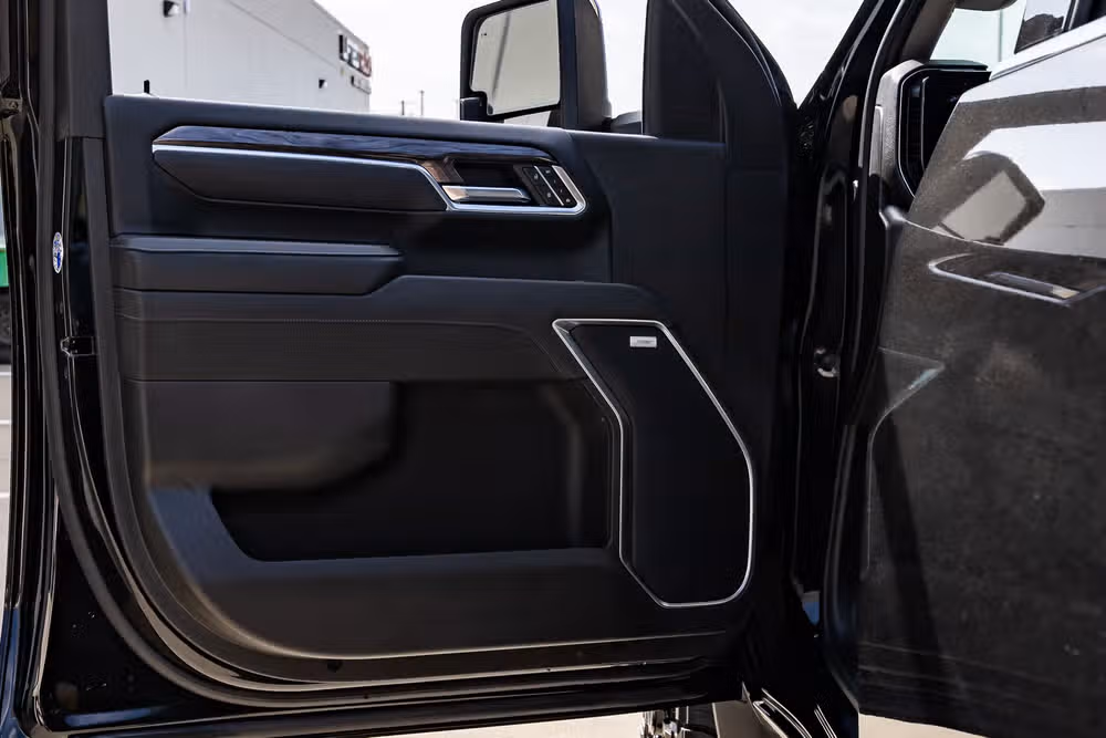 2025 Chevrolet Silverado 3500HD LTZ Crew Cab Image 37