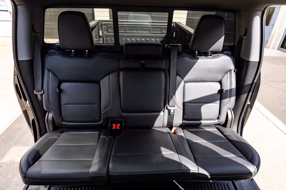 2025 Chevrolet Silverado 3500HD LTZ Crew Cab Image 36