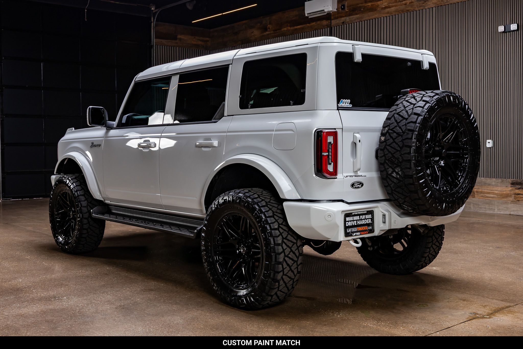 View vehicle photo 6