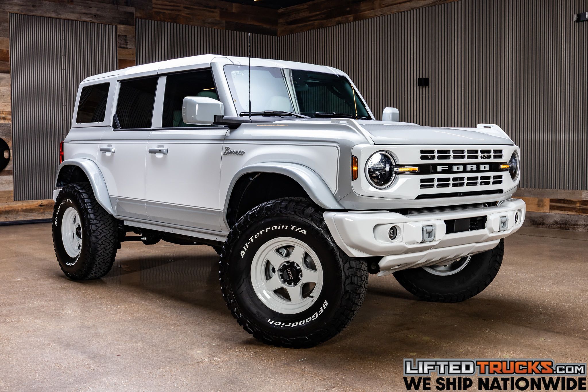 2026 Ford Bronco Heritage Edition 4x4's photo