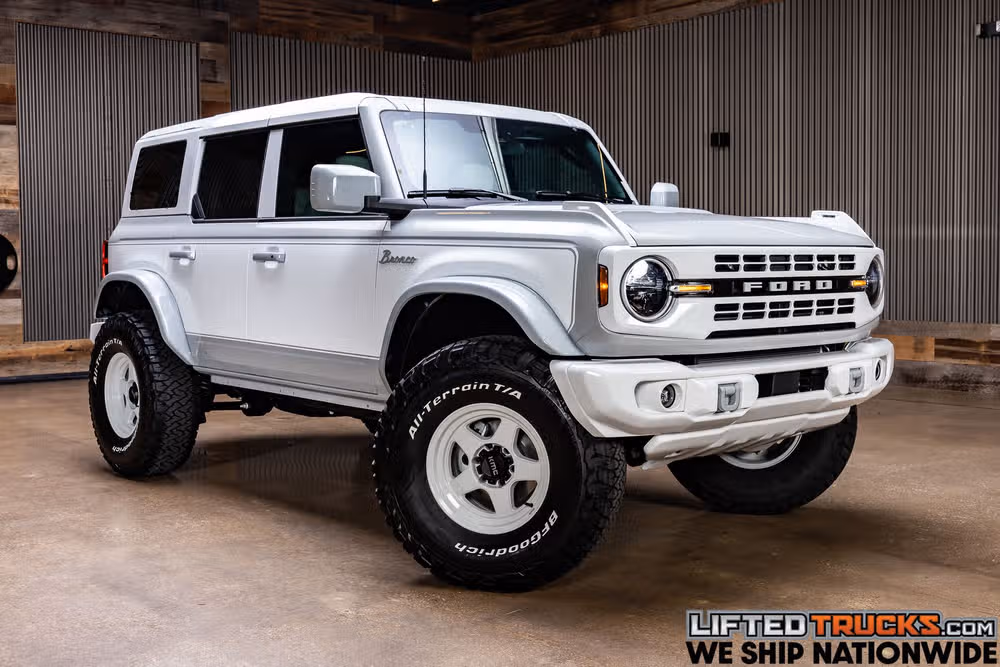 TX09820 - 2026 Ford Bronco Heritage Edition