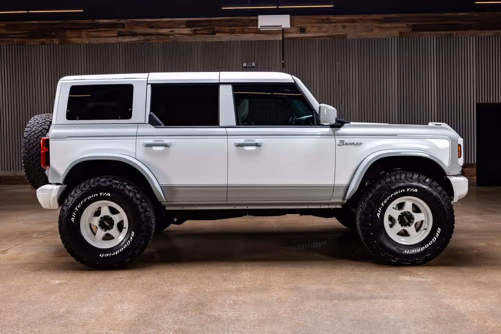 2026 Ford Bronco Heritage Edition Image 11
