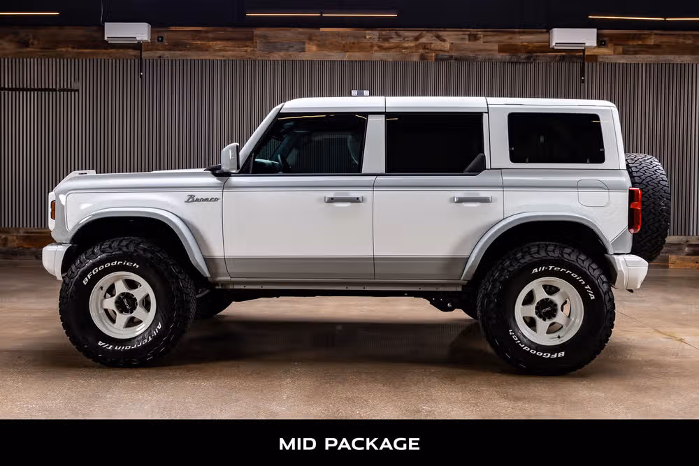 2026 Ford Bronco Heritage Edition Image 6
