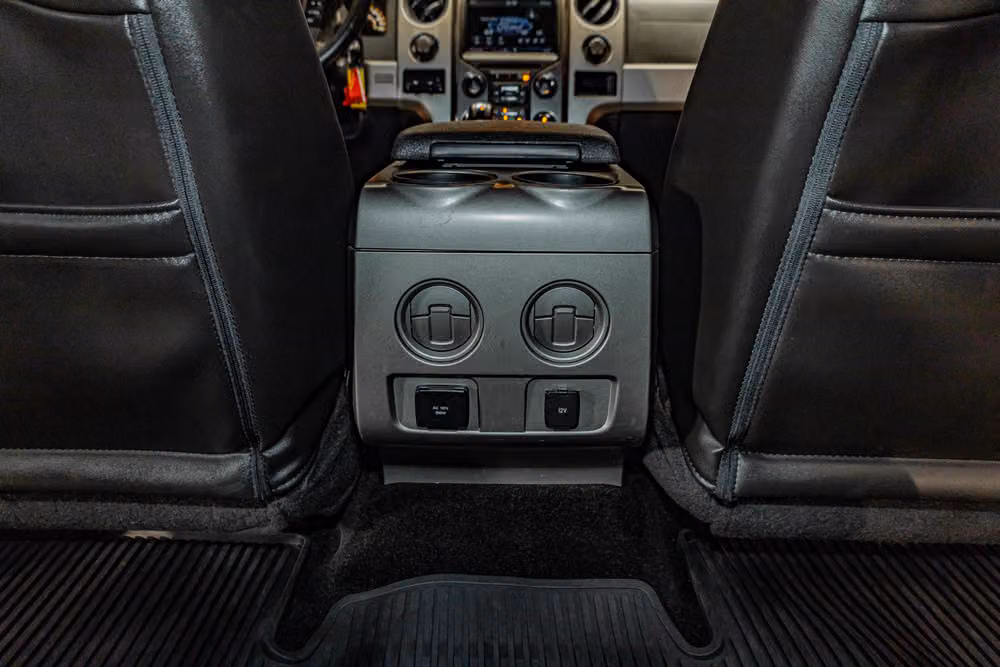 2014 Ford F-150 SVT Raptor SuperCrew Image 23