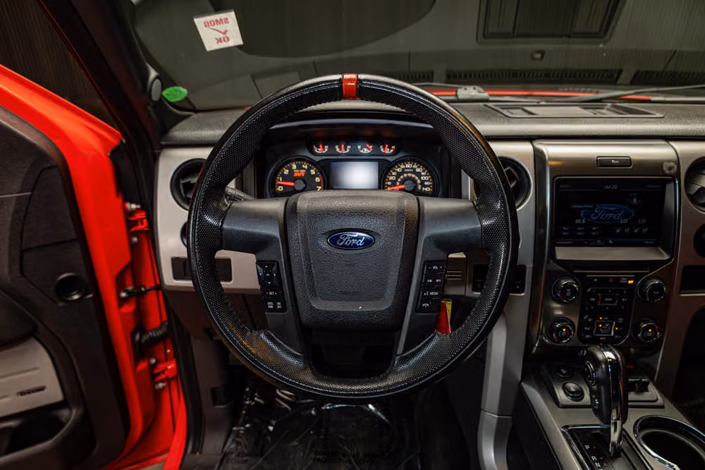 2014 Ford F-150 SVT Raptor SuperCrew Image 14