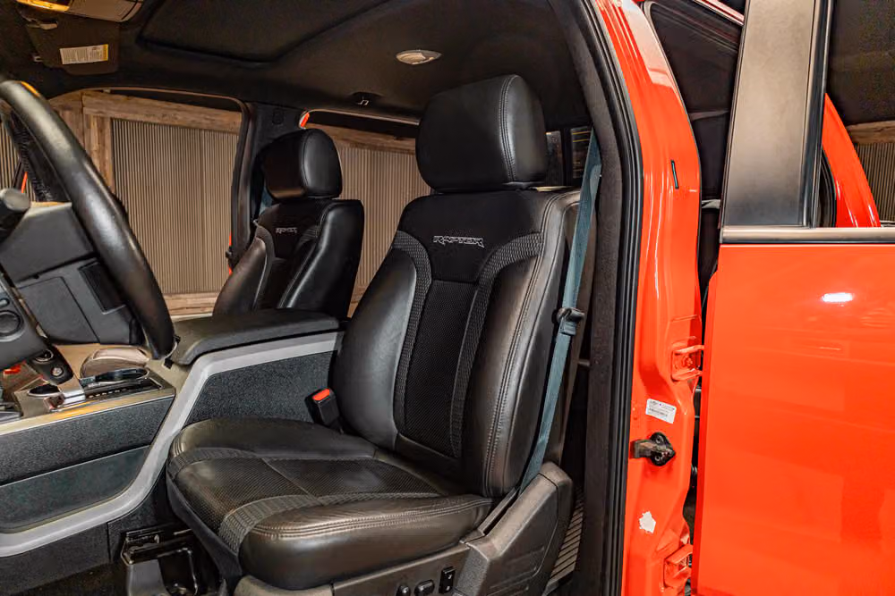 2014 Ford F-150 SVT Raptor SuperCrew Image 20