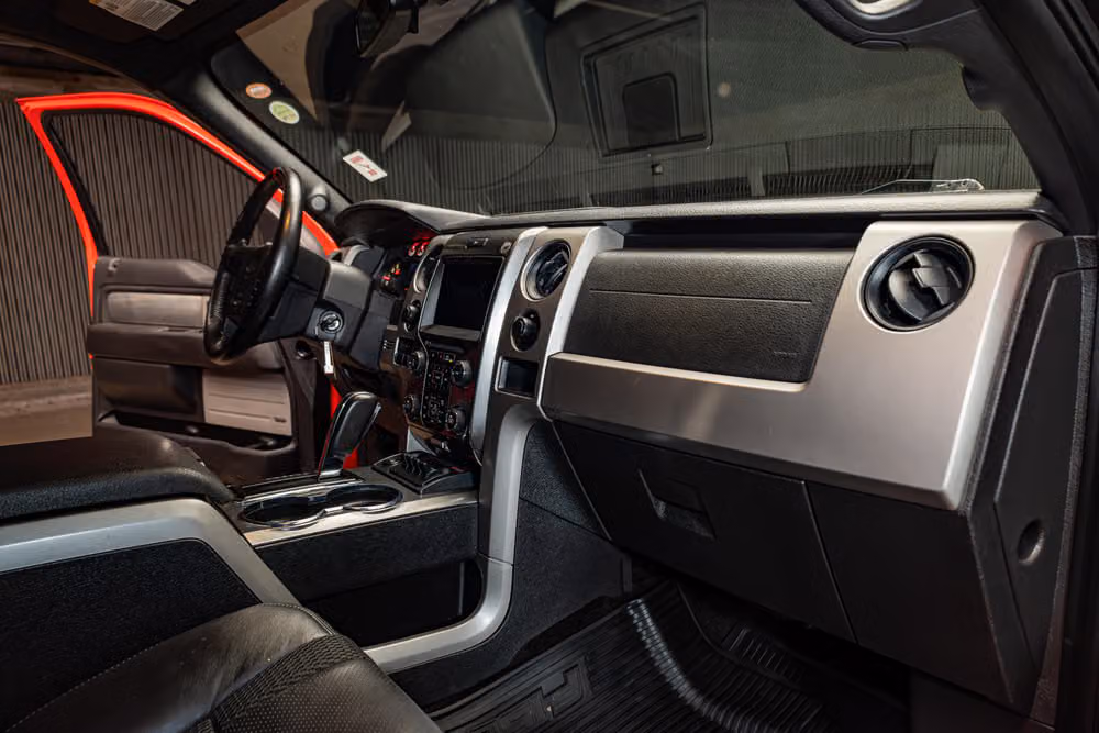 2014 Ford F-150 SVT Raptor SuperCrew Image 15