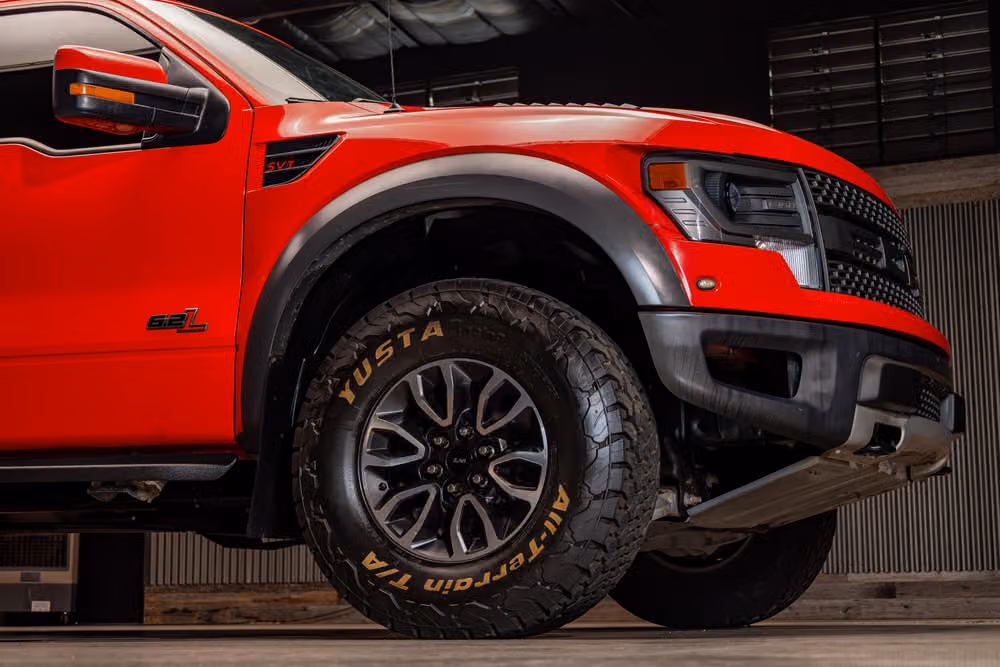 2014 Ford F-150 SVT Raptor SuperCrew Image 11