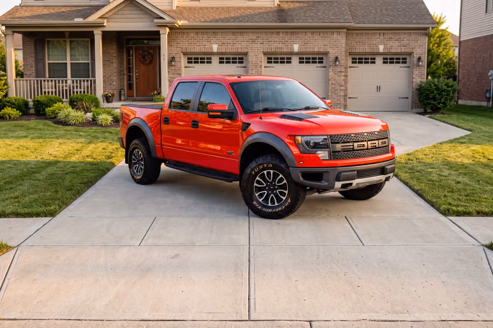 2014 Ford F-150 SVT Raptor SuperCrew Image 32